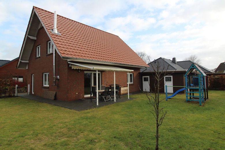 Exzellentes Einfamilienhaus in Top Lage von Cuxhaven-Sahlenburg, Carport und Wohnmobil-Stellplatz – 20 - Impressionen