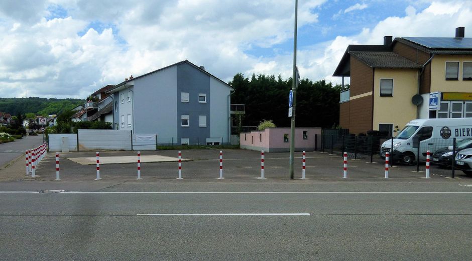Gewerbefläche, Asphaltiert und Abgegrenzt zu vermieten ! – Foto 5