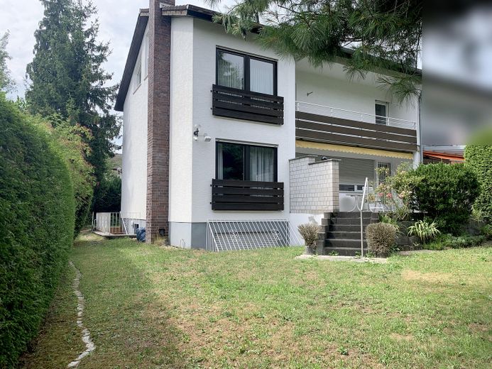 Reiheneckhaus 182 m² im Musikerviertel Hanau mit Garten, provisionsfrei – Rückansicht aus dem Garten