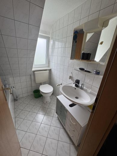3-Zimmer DG-Wohnung inklusive Stellplatz & EBK - provisionsfrei – Foto 11