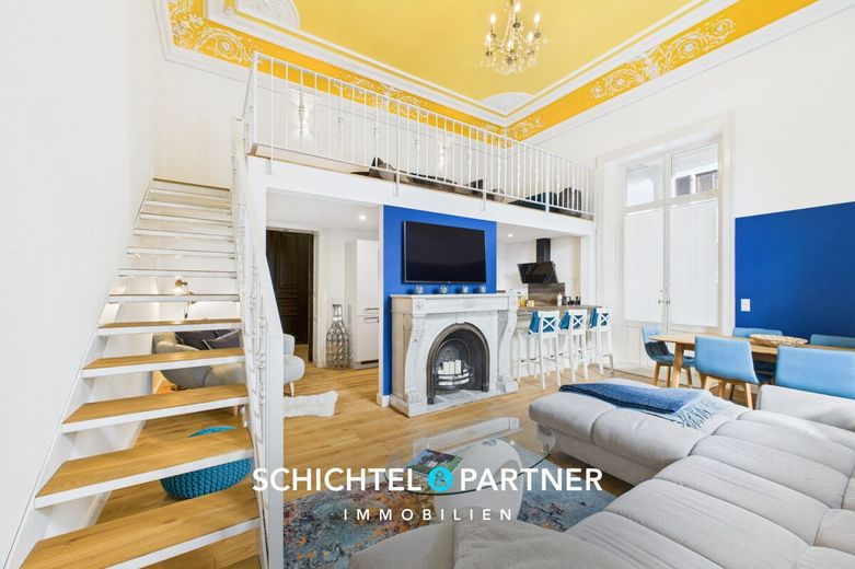 Vegesack | Einmalige Altbauwohnung in der Villa Fritze im Toscana-Stil – S&amp;P | Wohnbereich