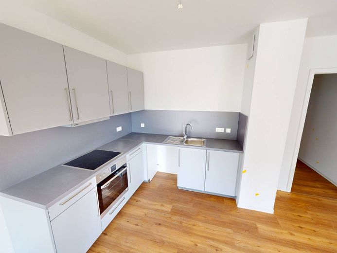 Moderne 2-Zimmer-Wohnung mit EBK und BALKON im Neubauquartier FIELD 4 – Küche