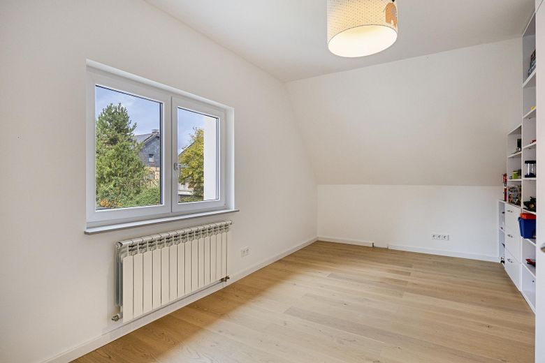 Mehr Wohngefühl als Fassade: Das Raumwunder in Bornheim—Rösberg! Ohne Käuferprovision! – Kinderzimmer