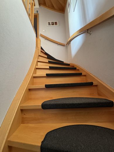 Treppe ins 1 OG