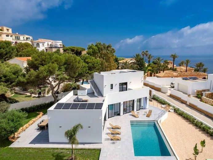 Beeindruckende schlüsselfertige Villa mit Panoramablick – Foto 1