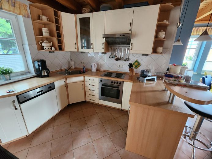 Ferienhaus mit eigenem Bootsliegeplatz – Küche