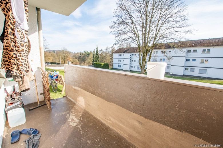 Gepflegte Hochparterre-Eigentumswohnung im friedlichen Blomberg - Renditeobjekt mit Zukunft! – Balkon