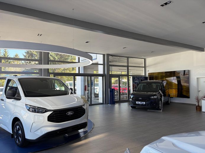 Showroom- und Serviceimmobilie mit ESG-Standard und hoher Frequenz – Ausstellung 2