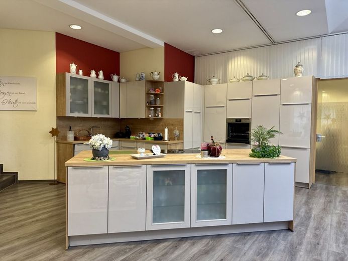 Ein Zuhause, das mit Ihrer Familie wächst -  Großzügiger Bungalow - 240 m² Raum für Ideen, Leben &amp; Zukunft – Küche