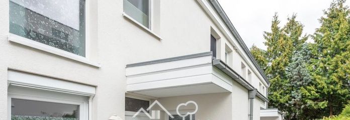 Zentrales und energieeffizientes Townhouse mit Tiefgarage und Keller