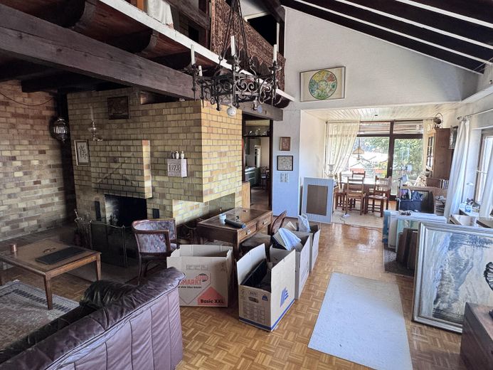 Offener Wohn-/Essbereich