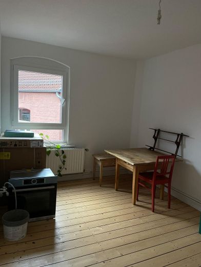 Renovierte 2-Zimmer-Altbauwohnung im Dachgeschoss – nahe Leibniz Universität & Welfengarten – Küche