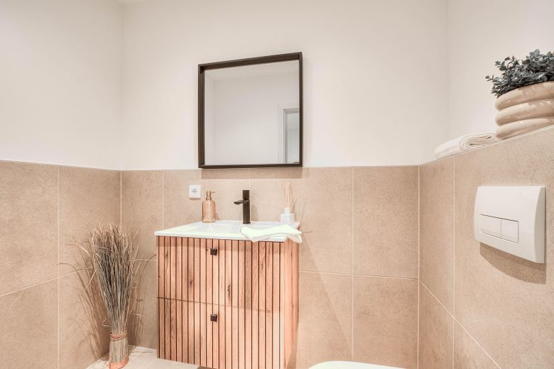Bezugsfrei & modern: Helle 3-Zimmer-Wohnung mit Balkon – Gäste-WC