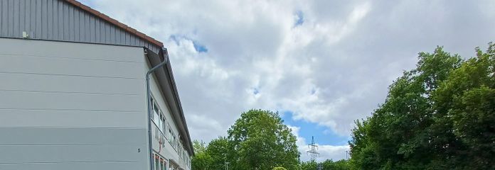 Außen/Einfahrt