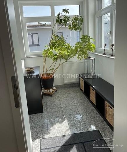 Kelkheim AG8070177 – Moderne 3-Zimmereinliegerwohnung, voll möbliert  &  ausgestattet in Kelkheim-Mitte – 88cf8c4d18b64e0501427d50023f0eae3d42b078.jpg