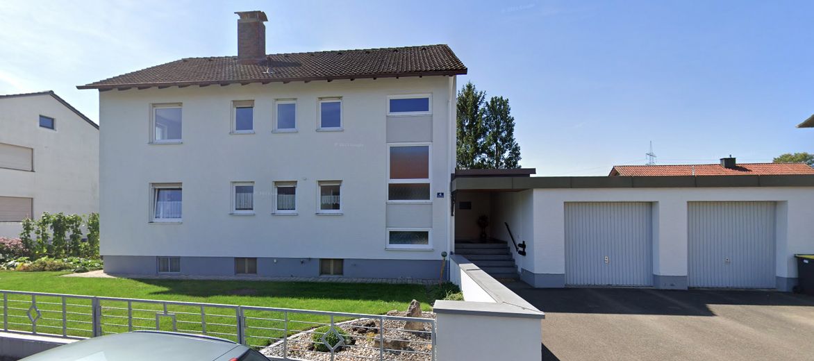 Ben curato appartamento di 3 locali al piano terra con veranda e ampio giardino – Foto 1