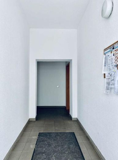 Małe, przestronne mieszkanie w pobliżu Schlossteich - dzielnica Schloßchemnitz – Foyer