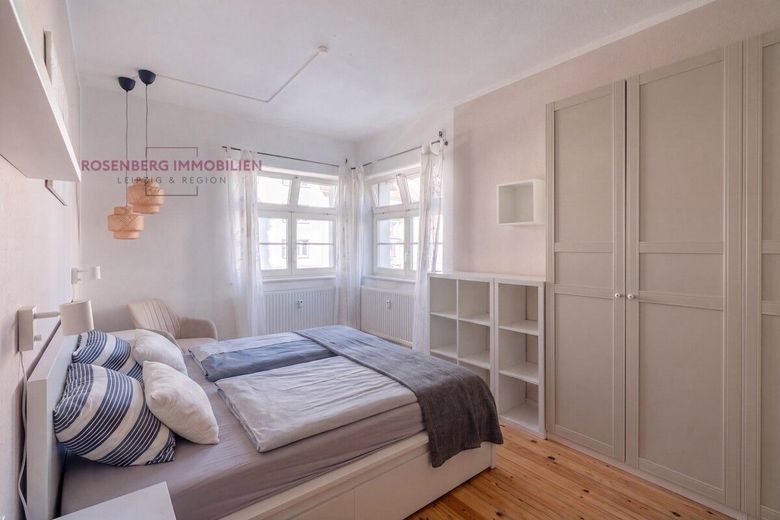 Denkmalgeschützte 4-Zimmer-Wohnung in gefragter Lage – Immobilie in Leipzig zu verkaufen_4 Raumwohnung_Rosenberg Immobilien Leipzig_Schlafzimmer