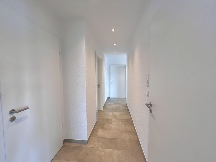 Erstbezug Neubau-Penthousewohnung – Flur