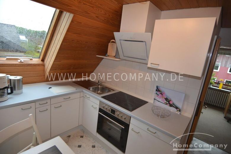 Hübsche 2-Zimmer-Dachgeschoßwohnung in Kiel-Heikendorf mit großer Dachterrasse, möbliert – f42a2332433728d1e96360b0335f6ea4036b40c5.jpg