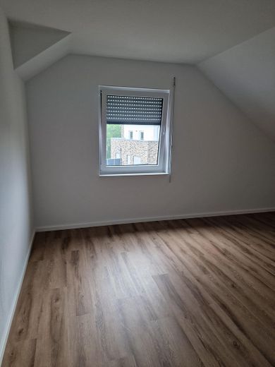 Moderate Penthousewohnung in ruhiger Lage – Foto 14