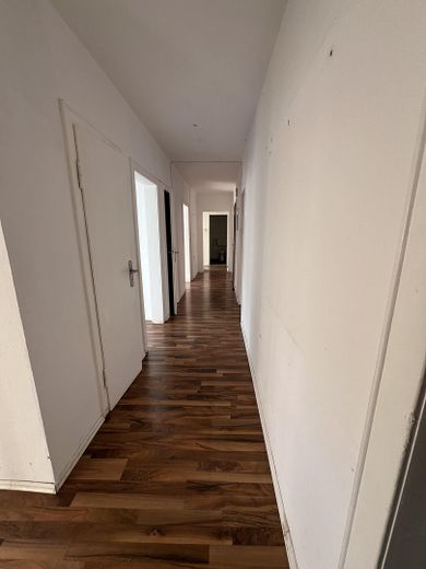 115 m² Wohnkomfort mit XXL-Terrasse in Duisburg Rheinhausen – Flur