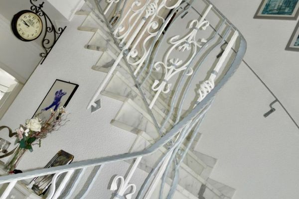 Schönes Einfamilienhaus mit separater Einliegerwohnung