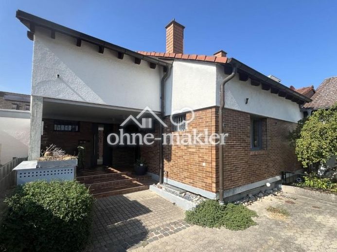 Stilvolles Einfamilienhaus mit Einliegerwohnung – Foto 1