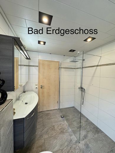 Nachhaltig Wohnen & Sparen: Haus mit ELW (Zins-Joker), High-End Technik 2022 & 1300m² Grund – Foto 24