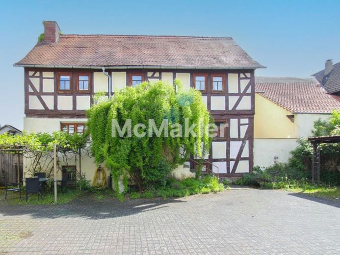 Charmantes Fachwerkhaus in Wetter-Amönau – Wohnen mit Charakter und modernem Komfort – फोटो 1