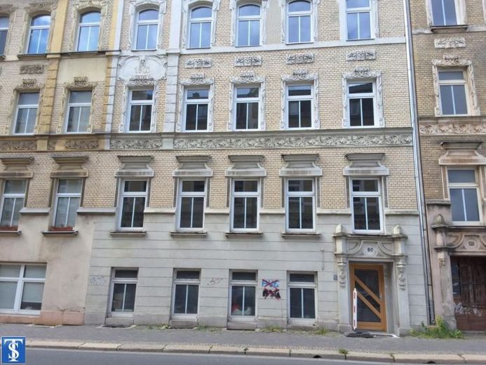 Neu renovierte 4-Zimmer-Wohnung mit Balkon am Stadtrand von Plauen! – Foto 1