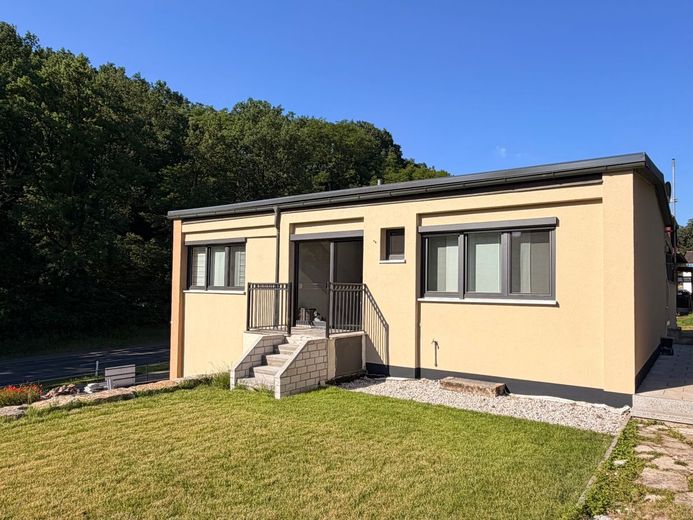 Modernisiertes EFH auf großzügigem Grundstück in begehrter Wohnlage – Hausansicht