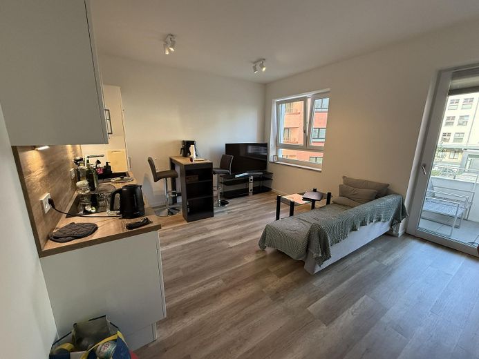 Modern 2 Zi. Wohnung am Havel in Spandau ab Okt (auch Sept möglich) – Wohnzimmer