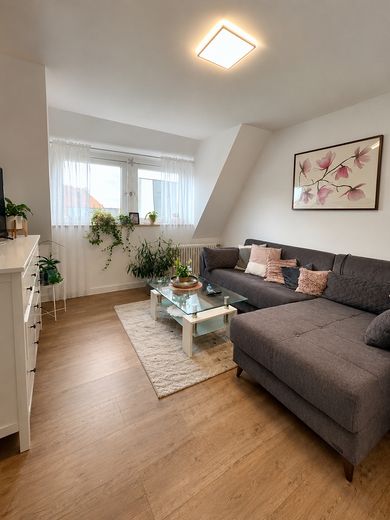 Ubicación privilegiada de particular – Listo para entrar a vivir - Vivienda unifamiliar o bifamiliar – OG Wohnzimmer