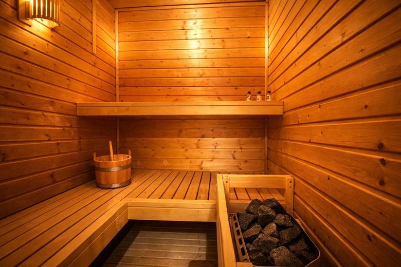 Möblierte Terrassenwohnung mit Sauna in Blankenese von privat – Sauna