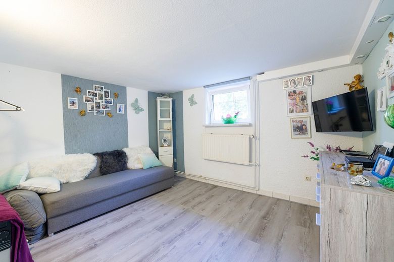 Zum Verkauf steht ein charmantes Einfamilienhaus in 21033 Hamburg mit ca. 101 m² Wohnfläche auf einem großzügigen Grundstück von ca. 757 m². – Foto 14