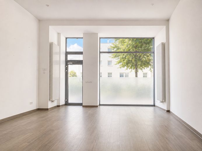 Representative ground-floor commercial space on Suarezstraße – 73 m² – Photo 2