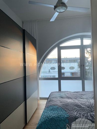 27479 HomeCompany Dresden Möbliert/Furnished 2-Zimmer Apartment in exclusiver Lage am Weißer Hirsch in Dresden-max. 2 Personen – dbeb49e559504a5ff296d8b32fa5d3045d15a56d.jpg
