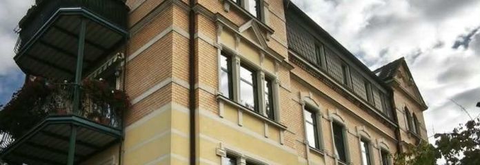 Greiz, owner-occupied apartment on the top floor with balcony