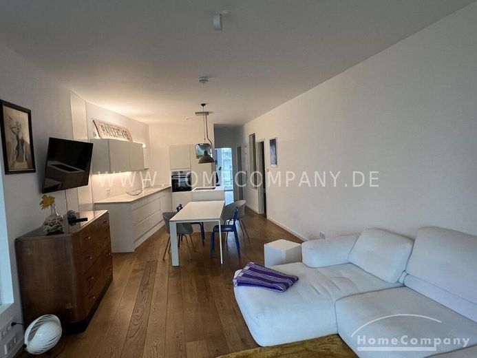Helle, möblierte 3-Zimmer-Wohnung mit zwei Balkonen im Herzen von Berlin-Mitte – bca6cffd2ea3d0ea2d577d6d1fada3b29e7a6909.jpg