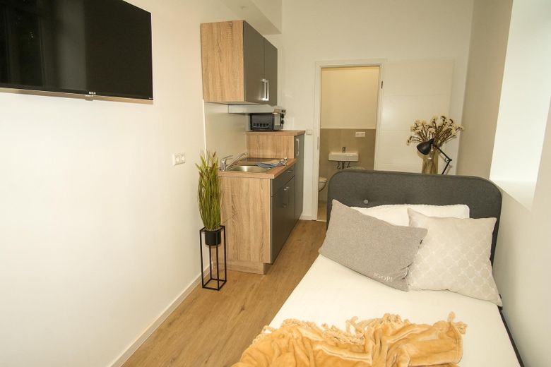 Möbliertes Mini Apartment mit Einbauküche + Bad – Mini Apartment! 
