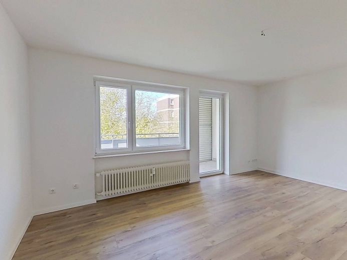 ++ TYLKO Z WBS! Wyremontowane mieszkanie 3-pokojowe z balkonem  ++ – Ansicht I: Wohnzimmer