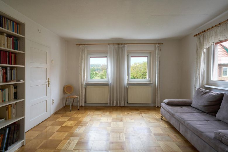 Wohnzimmer EG mit Holzparkett