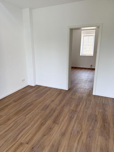 Energetisch sanierte 150 qm Maisonettewohnung, modernisiert und sofort bezugsfertig – Foto 14