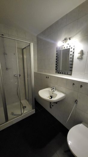 Vicino all’università - Luminoso appartamento di proprietà - Senza provvigione 120.000 € – Duschbad
