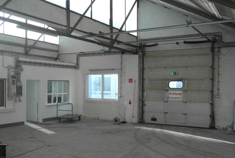 Direkt vom Eigentümer: Lager-/Produktionshalle 500m², 5,50€/m² kalt – Foto 6