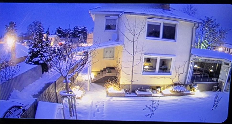 More than a house: exceptional property with plenty of space for living, working and your own ideas – Winterschlaf