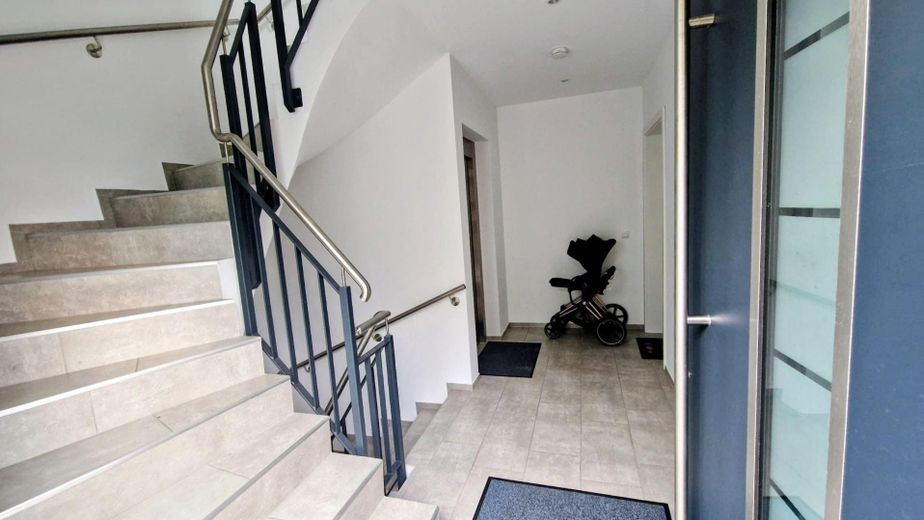 Barrierefreie Terrassenwohnung in AEZ Nähe – Foto 13