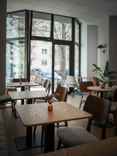 Café in Berlin-Wilmersdorf zu übernehmen – komplett ausgestattet & sofort startklar – Foto 3