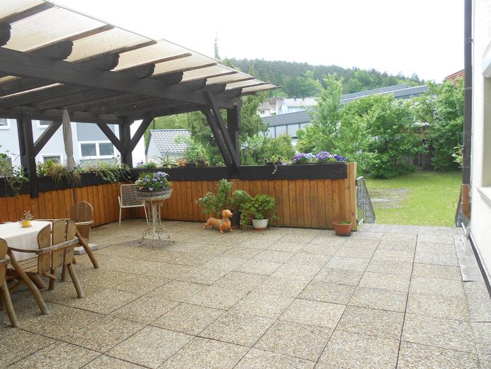 Terrasse EG mit Pergola